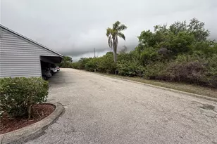 259 Fenwick Dr, Venice, FL 34285 - Photo 27