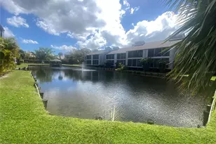 259 Fenwick Dr, Venice, FL 34285 - Photo 19