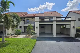 756 Avenida Estancia, Venice, FL 34292 - Photo 1
