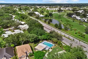 324 Langholm Dr, Venice, FL 34293 - Photo 55