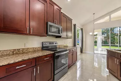 324 Langholm Drive, Venice, FL 34293 - Photo 15