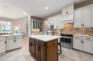 434 Tremingham Way, Venice, FL 34293 - Photo 17