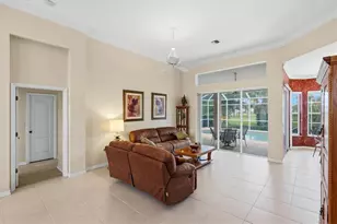 401 Marsh Creek Rd, Venice, FL 34292 - Photo 9