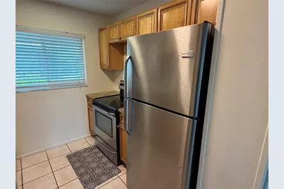 649 S Tamiami Trail S #304, Venice, FL 34285 - Photo 9