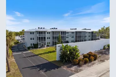 649 S Tamiami Trail S #304, Venice, FL 34285 - Photo 1