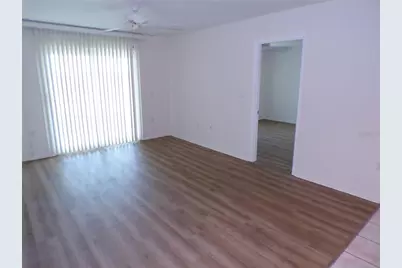 649 S Tamiami Trail S #304, Venice, FL 34285 - Photo 5