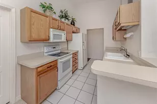 503 Auburn Lakes Cir, Venice, FL 34292 - Photo 11