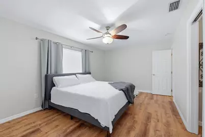 1007 Olympia Road, Venice, FL 34293 - Photo 19