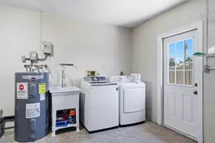 1007 Olympia Rd, Venice, FL 34293 - Photo 35