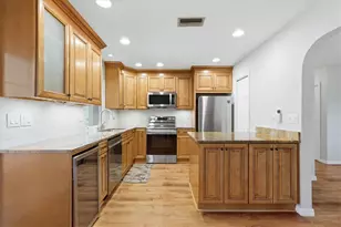 1007 Olympia Rd, Venice, FL 34293 - Photo 13