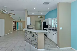 621 Marcus St, Venice, FL 34285 - Photo 5