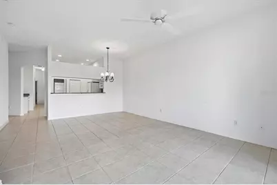 703 Triano Circle #703, Venice, FL 34292 - Photo 7