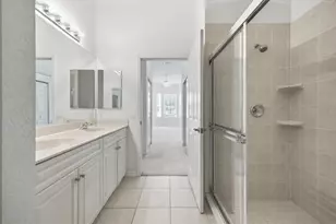 703 Triano Cir, Venice, FL 34292 - Photo 17