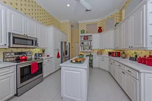 331 Otter Creek Dr, Venice, FL 34292 - Photo 9