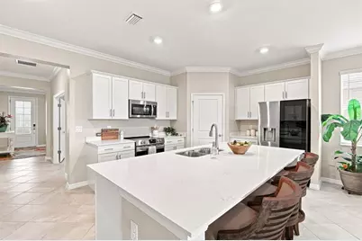 11390 Burgundy Drive, Venice, FL 34293 - Photo 15