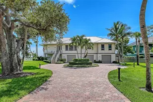 1115 Bayshore Dr, Englewood, FL 34223 - Photo 85