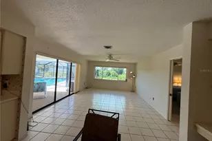 386 Pineview Dr, Venice, FL 34293 - Photo 21