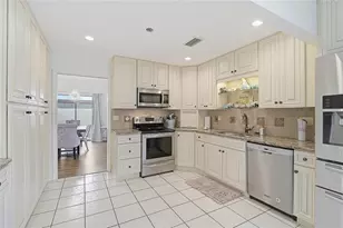 57 Sandstone Cir, Venice, FL 34293 - Photo 11