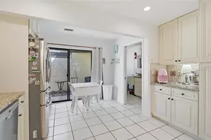 57 Sandstone Cir, Venice, FL 34293 - Photo 15