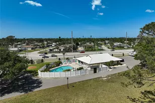 57 Sandstone Cir, Venice, FL 34293 - Photo 41