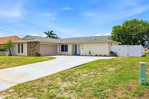 814 Ellicott Cir NW, Port Charlotte, FL 33952 - Photo 17