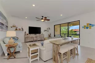 10212 Staggerbush Dr, Venice, FL 34293 - Photo 13