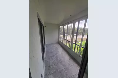 7219 Cloister Drive #202, Sarasota, FL 34231 - Photo 11