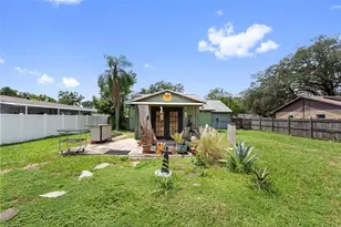8709 El Portal Dr, Tampa, FL 33604 - Photo 21