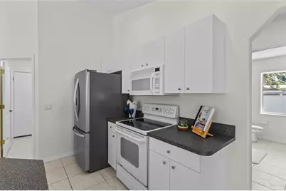 381 Foxglove Road, Venice, FL 34293 - Photo 13