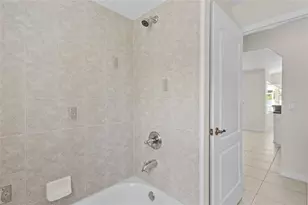 381 Foxglove Rd, Venice, FL 34293 - Photo 31