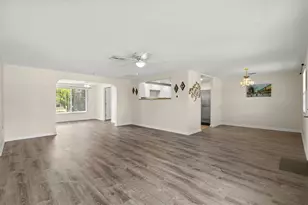 1317 Fir Ave, Venice, FL 34285 - Photo 11