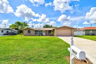 1317 Fir Ave, Venice, FL 34285 - Photo 7