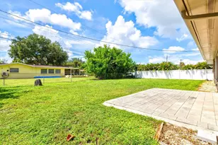 1317 Fir Ave, Venice, FL 34285 - Photo 45