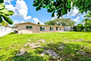 1317 Fir Ave, Venice, FL 34285 - Photo 43