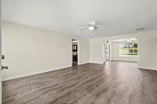 1317 Fir Ave, Venice, FL 34285 - Photo 17
