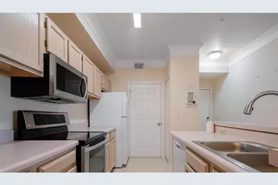 11490 Villa Grand #221, Fort Myers, FL 33913 - Photo 3