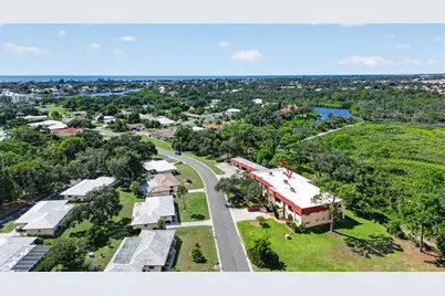 203 Rubens Drive #F, Nokomis, FL 34275 - Photo 3