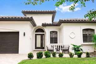 126 Rio Terra, Venice, FL 34285 - Photo 3