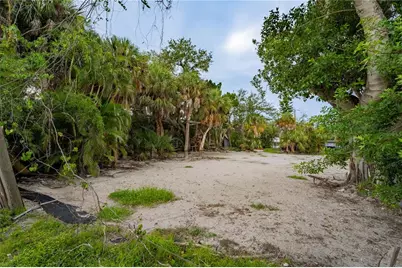 5323 Calle Florida, Sarasota, FL 34242 - Photo 1