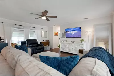 2828 Gulf Gate Drive, Sarasota, FL 34231 - Photo 13