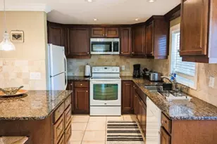 695 Alligator Dr, Venice, FL 34293 - Photo 5