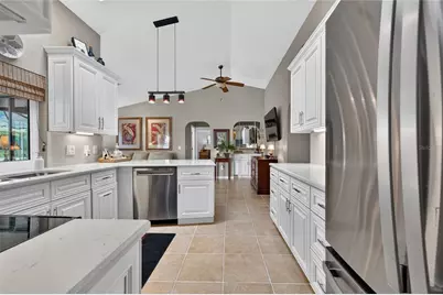 156 Hourglass Drive, Venice, FL 34293 - Photo 15
