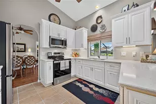 156 Hourglass Dr, Venice, FL 34293 - Photo 17