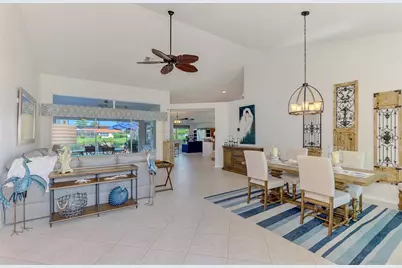 530 Lake Of The Woods Drive, Venice, FL 34293 - Photo 7