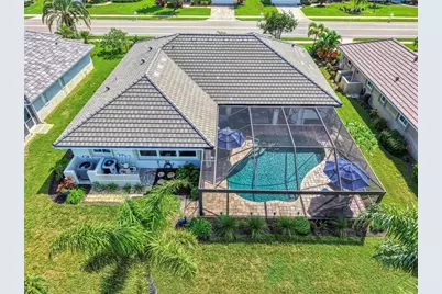 530 Lake Of The Woods Drive, Venice, FL 34293 - Photo 33