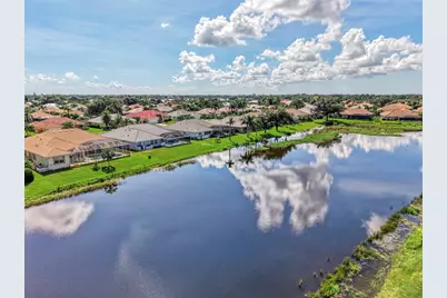530 Lake Of The Woods Drive, Venice, FL 34293 - Photo 35