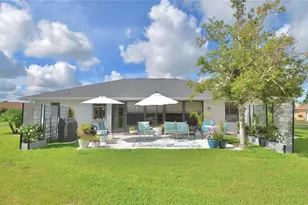3286 Meadow Run Cir, Venice, FL 34293 - Photo 41