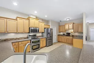 11347 Dancing River Dr, Venice, FL 34292 - Photo 25