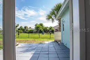 13272 Ebony Ave, Port Charlotte, FL 33981 - Photo 5