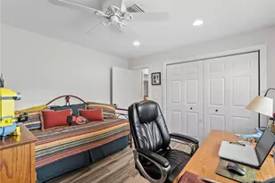 972 E Gondola Dr, Venice, FL 34293 - Photo 47
